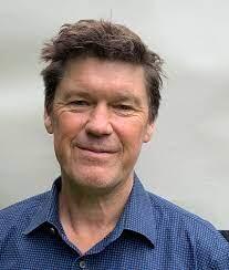 Douglas Holt